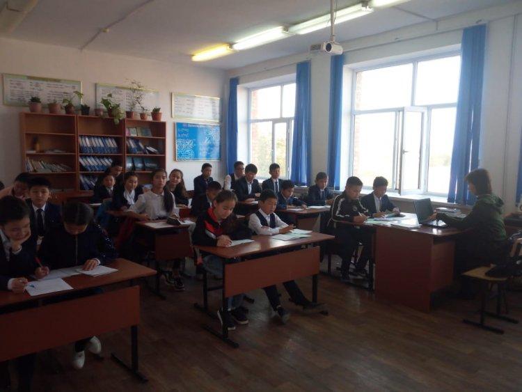 N3 орта мектебінде мектепішілік жалпы пәндер олимпиадасының 1-кезеңі өтуде.