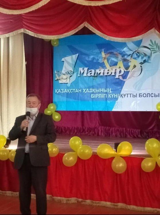 N 3 орта мектебінде 1 мамыр - Қазақстан халықтарының бірлігі күніне орай ,  5-7 сыныптар арасында "Бірлік. Достық. Ынтымақ" тақырыбында фестиваль өтті.