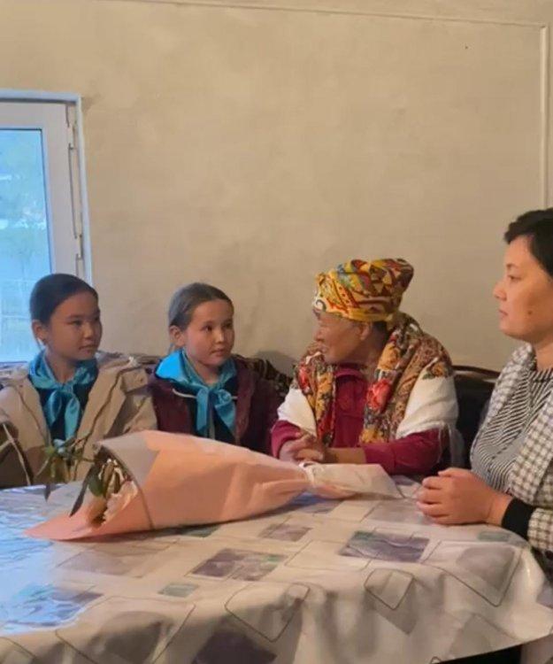 "1 қазан - қарттар күні"